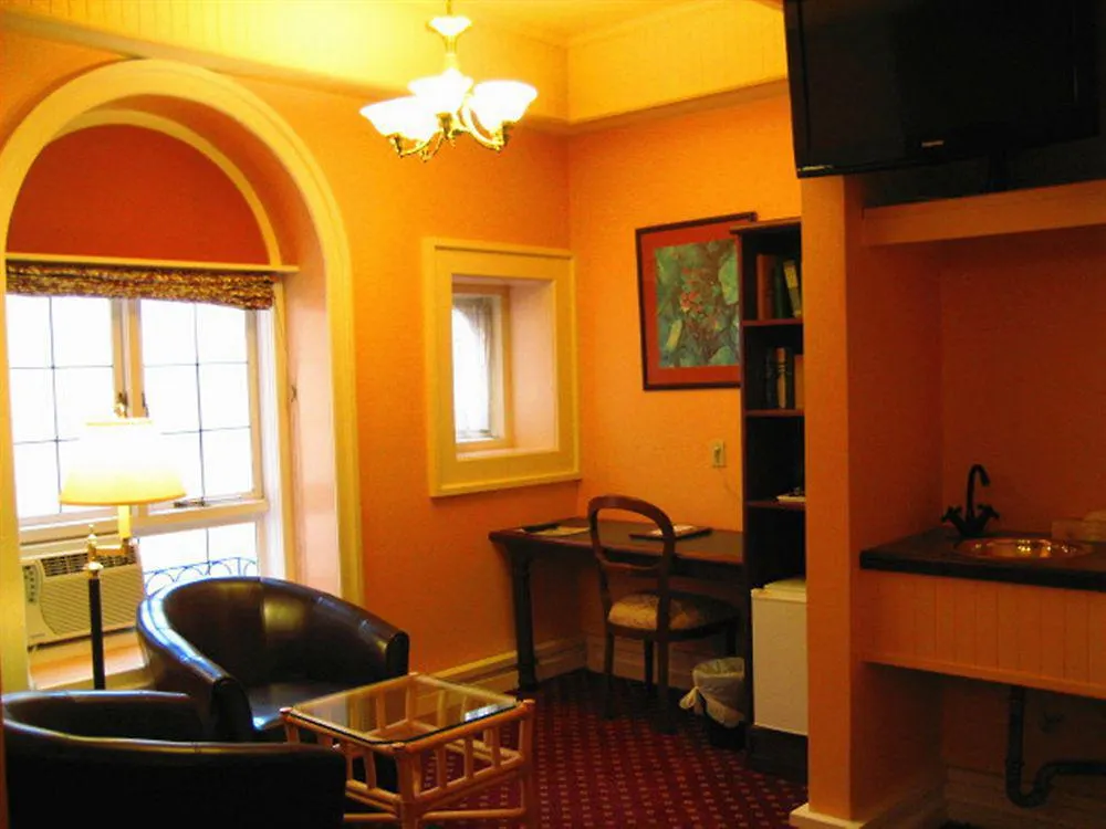 The Bedford Regency Hotel Victoria