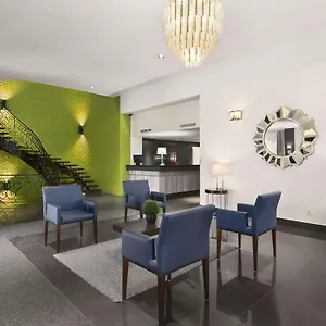 https://days-inn-and-conference-centre-montreal-airport.hotels-in-montreal.org