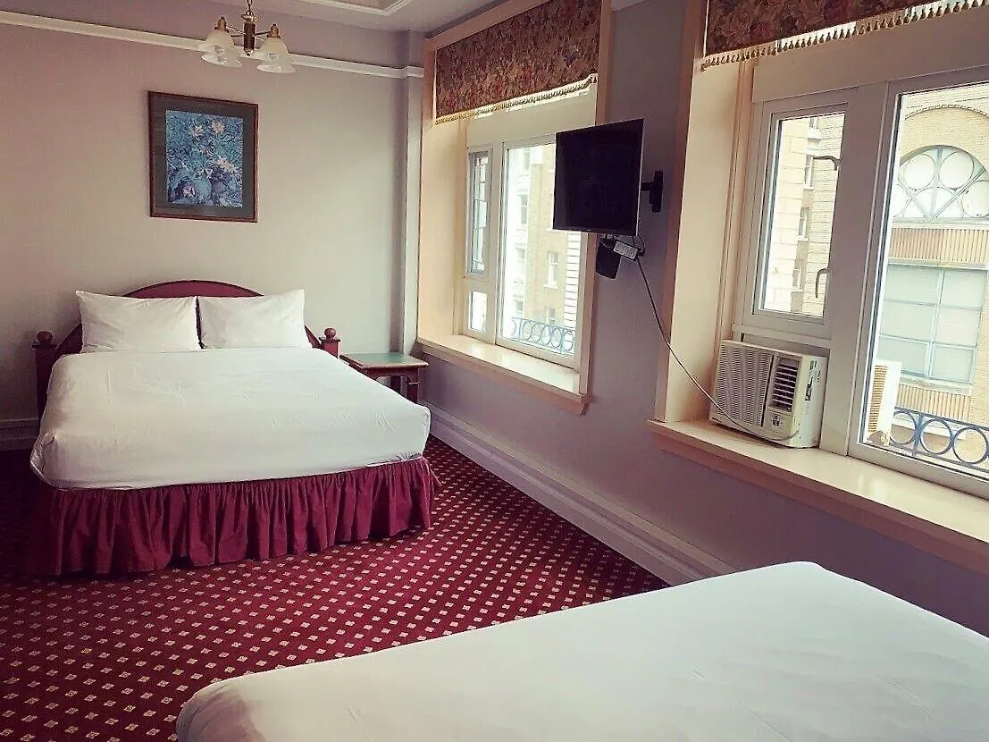 The Bedford Regency Hotel Victoria 3*,