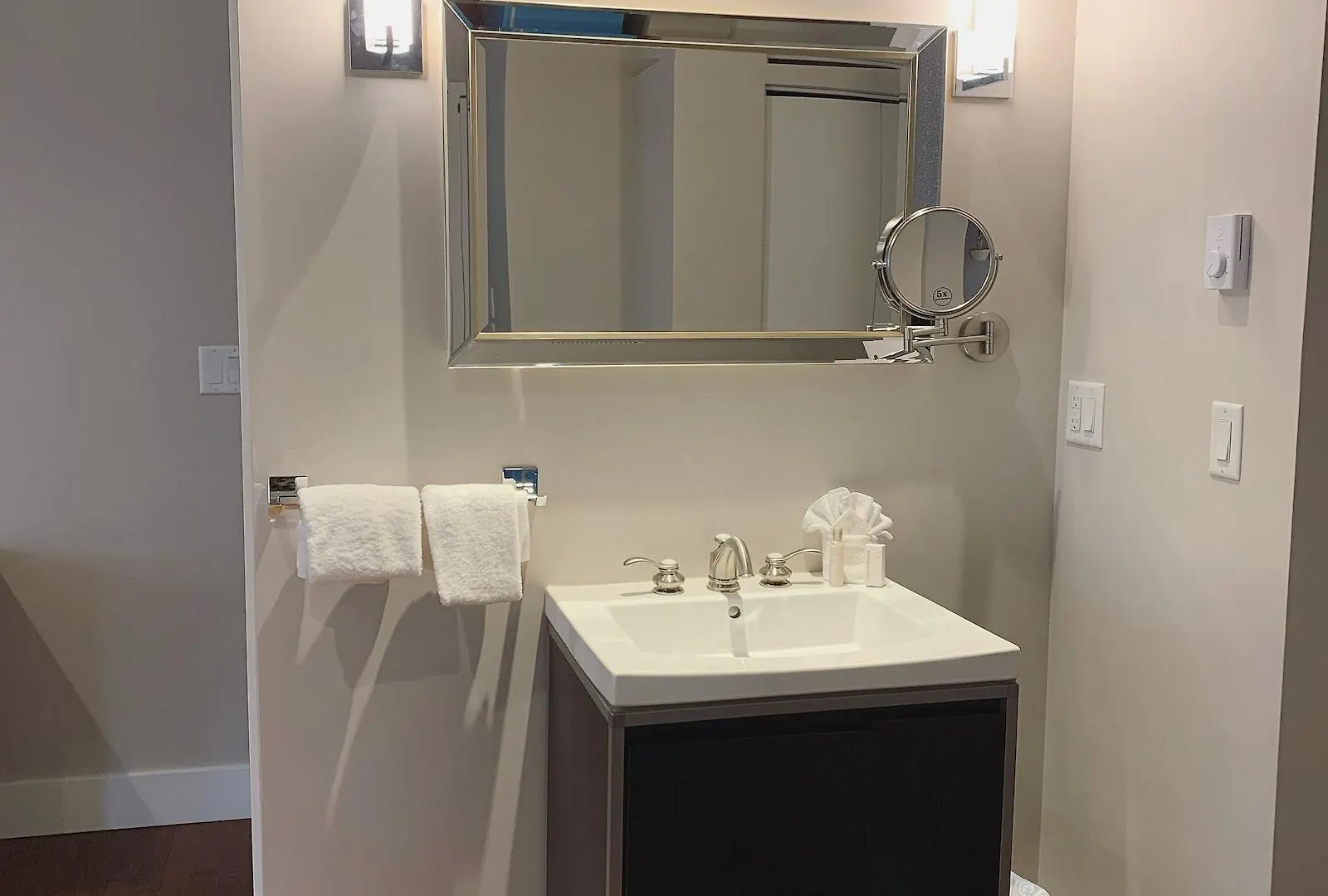 The Bedford Regency Hotel Victoria
